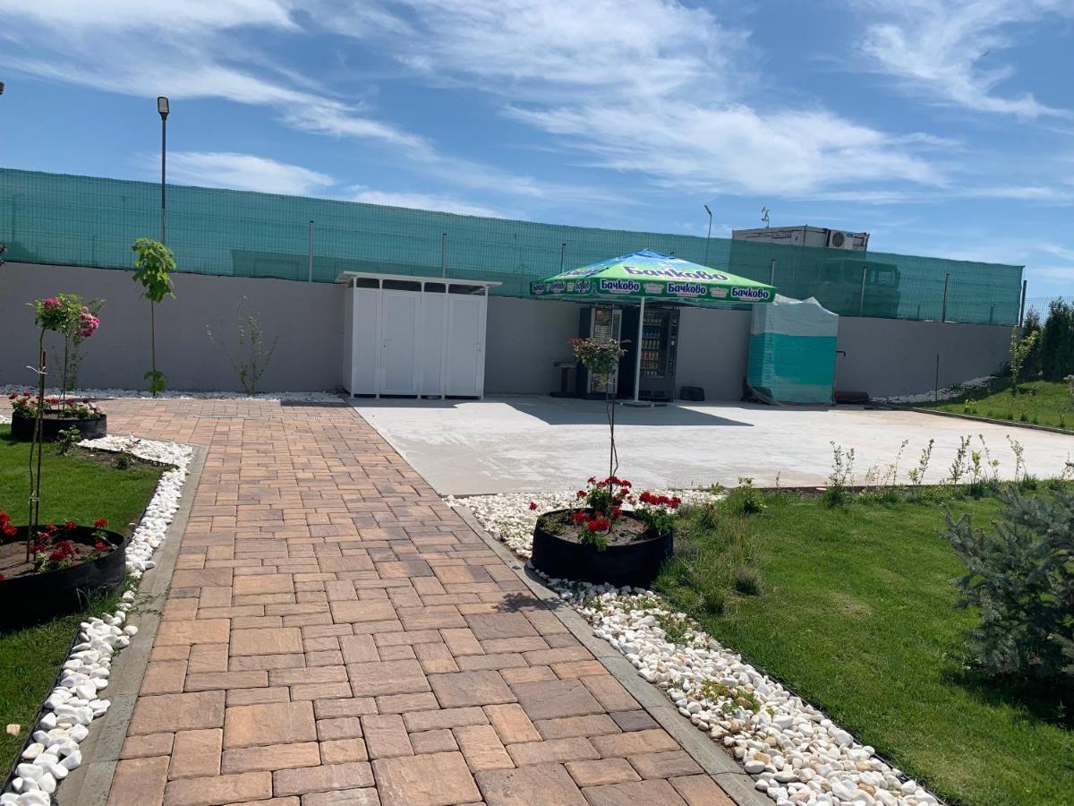 Apartcomplex Chateau Aheloy Bagian luar foto